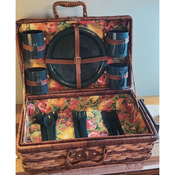 Woven Picnic Basket Floral Interior Hunter Green Plates/Cups For Four People - Picture 1 of 16